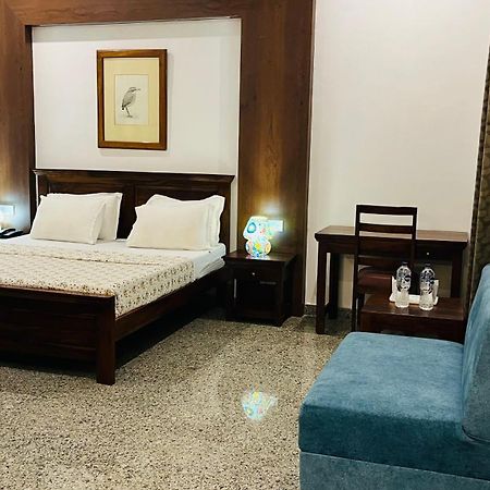 Hotel Sunbird Bharatpur Ngoại thất bức ảnh